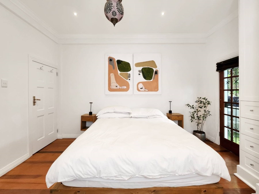 To Let 1 Bedroom Property for Rent in Sea Point Western Cape